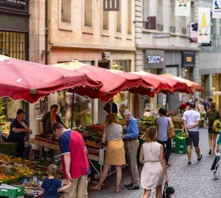 Les Jardins Du Confort Apartment *